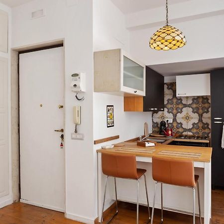Madonella Apartment Con Terrazzo Bari Buitenkant foto