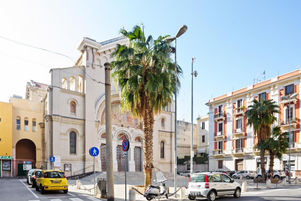 Madonella Apartment Con Terrazzo Bari Buitenkant foto