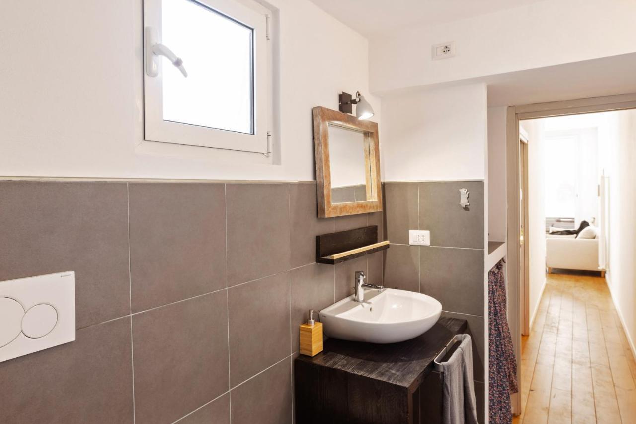 Madonella Apartment Con Terrazzo Bari Buitenkant foto