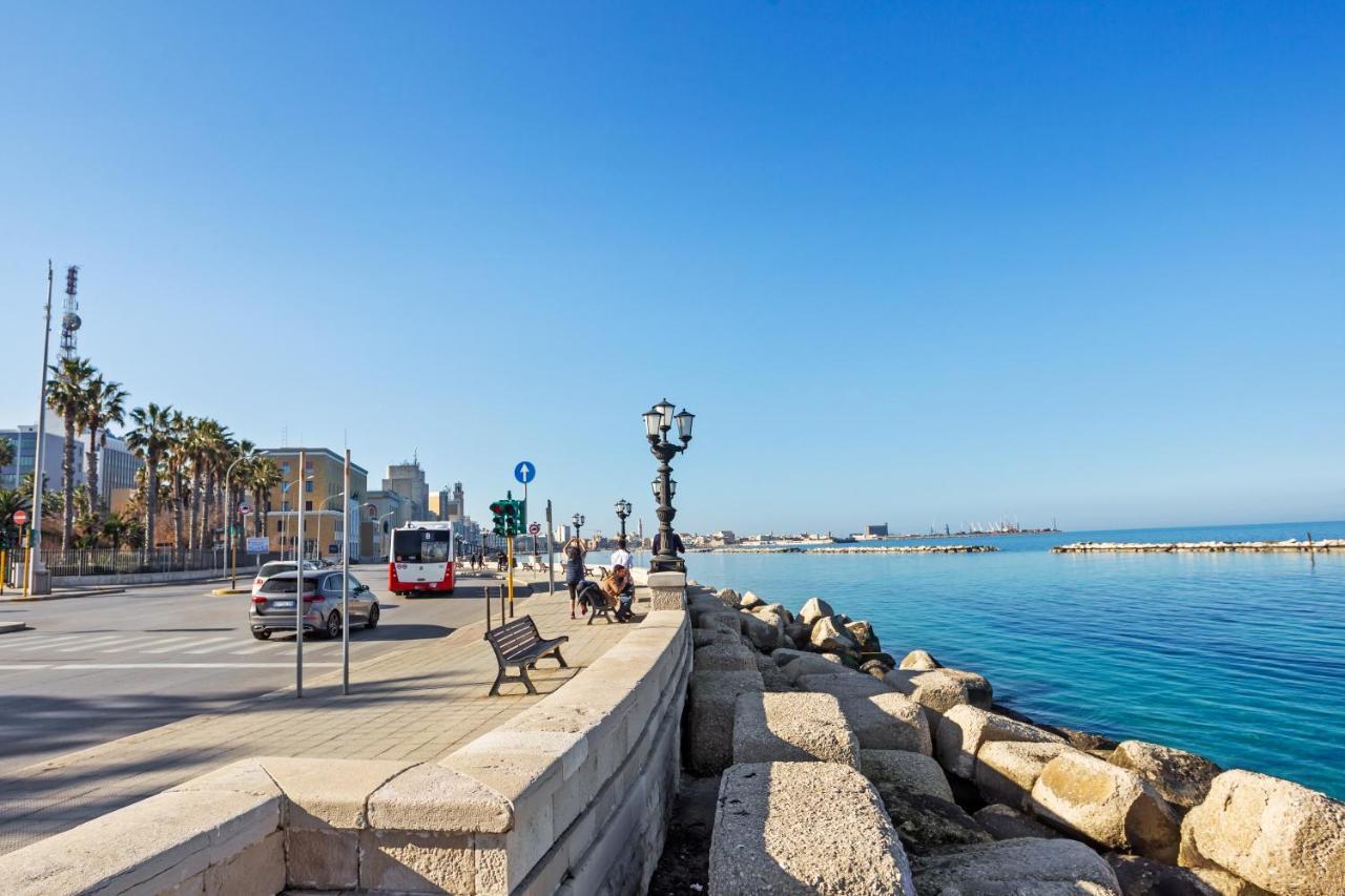 Madonella Apartment Con Terrazzo Bari Buitenkant foto